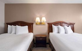 Travelodge By Wyndham Tucson Az  United States